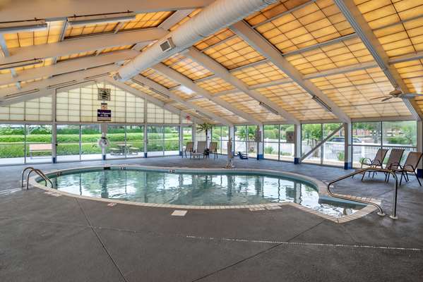Pool - Best Western Plus Carlton Suites Homewood - I-65, Exit 255