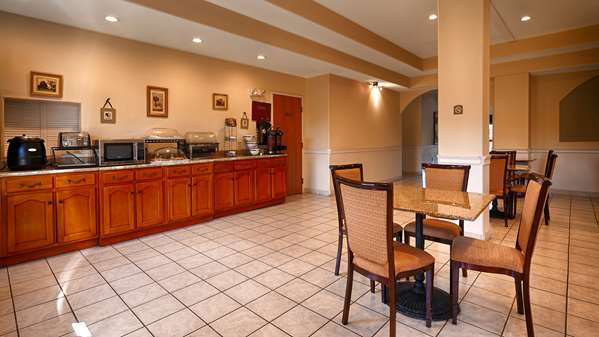 Amenities - Best Western Plus Bass Hotel & Suites Leeds - I-20, Exit 144