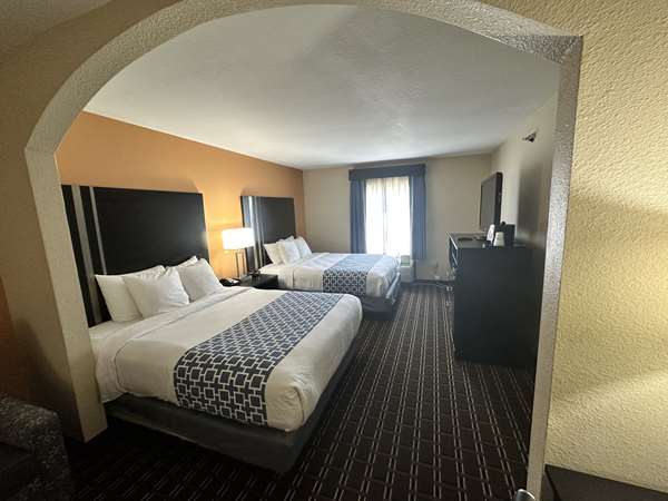  - Best Western Plus Bass Hotel & Suites Leeds - I-20, Exit 144