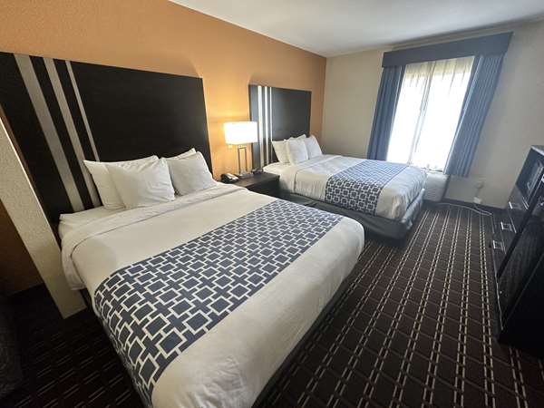  - Best Western Plus Bass Hotel & Suites Leeds - I-20, Exit 144