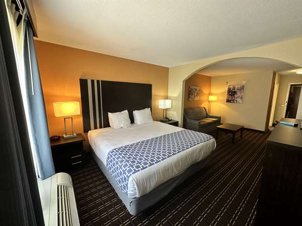  - Best Western Plus Bass Hotel & Suites Leeds - I-20, Exit 144
