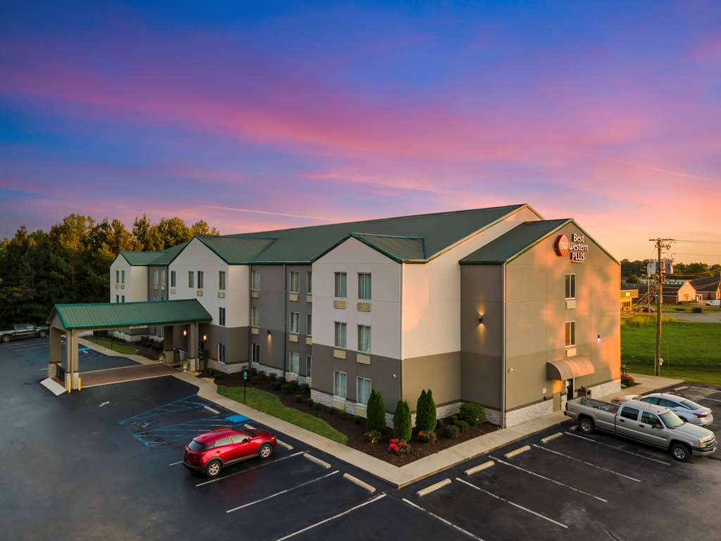 Best Western Plus Russellville Hotel