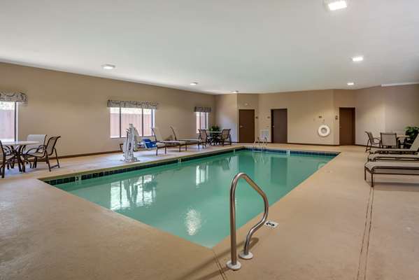 Pool - Best Western Troy Inn