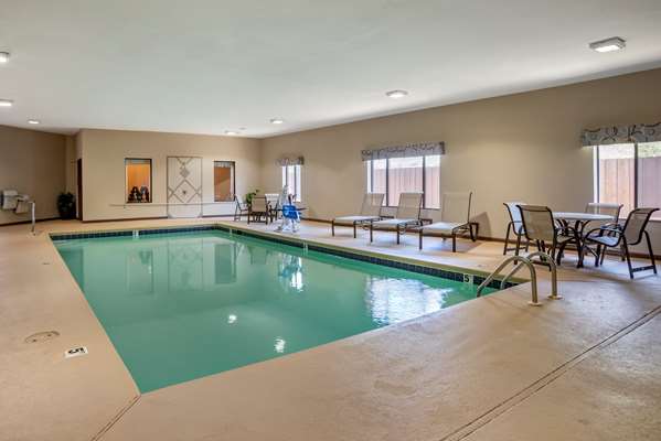Pool - Best Western Troy Inn