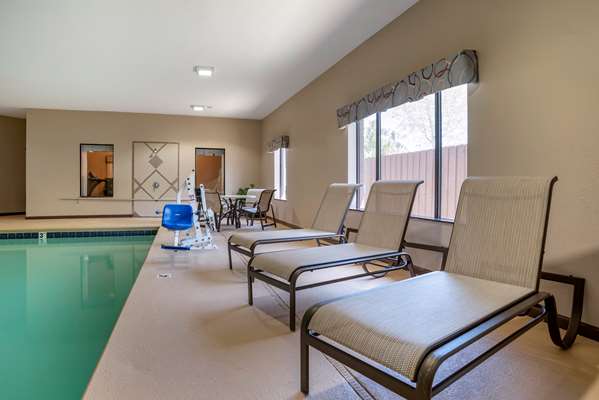 Pool - Best Western Troy Inn