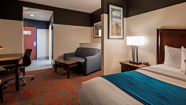  - Best Western Plus Daphne Inn & Suites - I-10, Exit 38