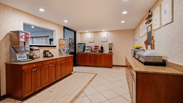 Amenities - Best Western Plus Bessemer Hotel & Suites - I-20 & I-59, Exit 108