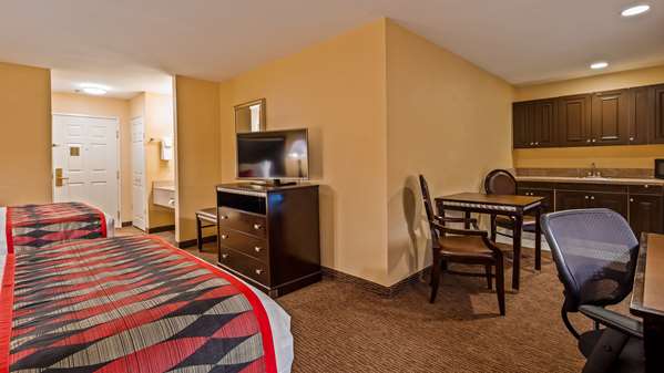  - Best Western Plus Bessemer Hotel & Suites - I-20 & I-59, Exit 108