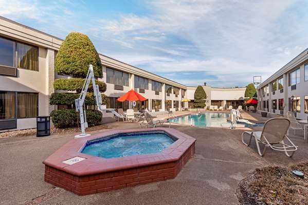 Pool - Best Western Plus Madison-Huntsville Hotel - I-565, Exit 9