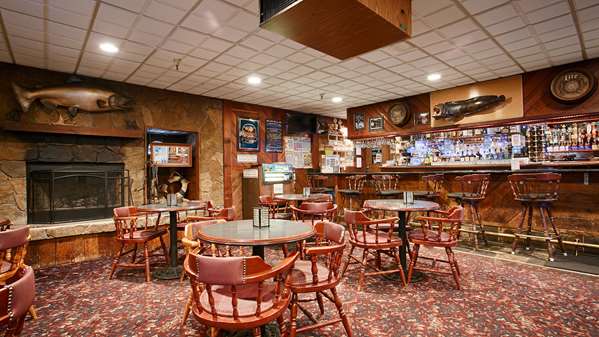 Bar - Best Western Bidarka Inn Homer