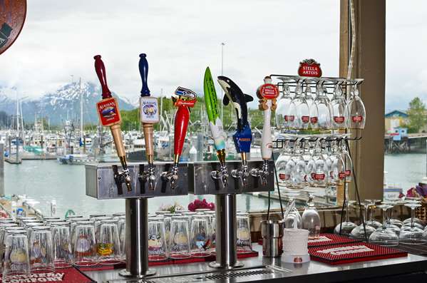 Bar - Best Western Valdez Harbor Inn
