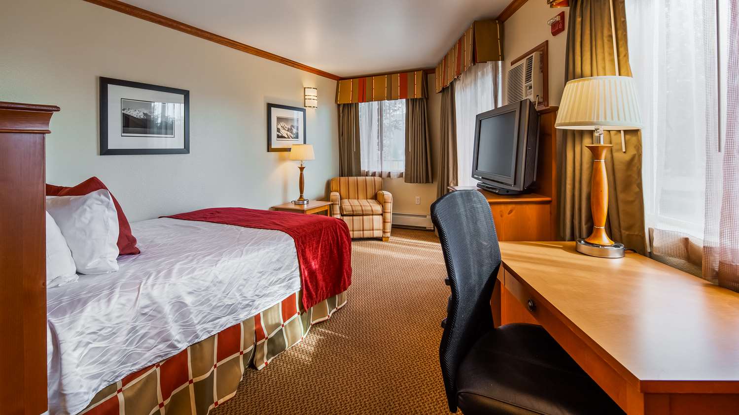 Best Western Plus Edgewater Hotel Seward, AK See Discounts