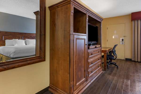  - Best Western Plus Kings Inn & Suites Kingman - I-40, Exit 53