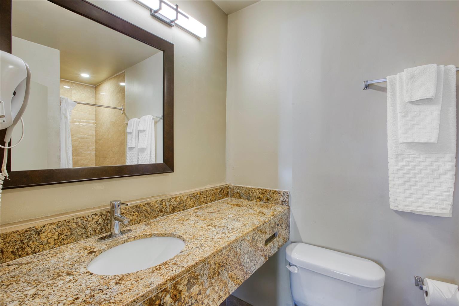 Best Western Rancho Grande-guestroom-Guest Room,Bathroom,On-Site.jpg
