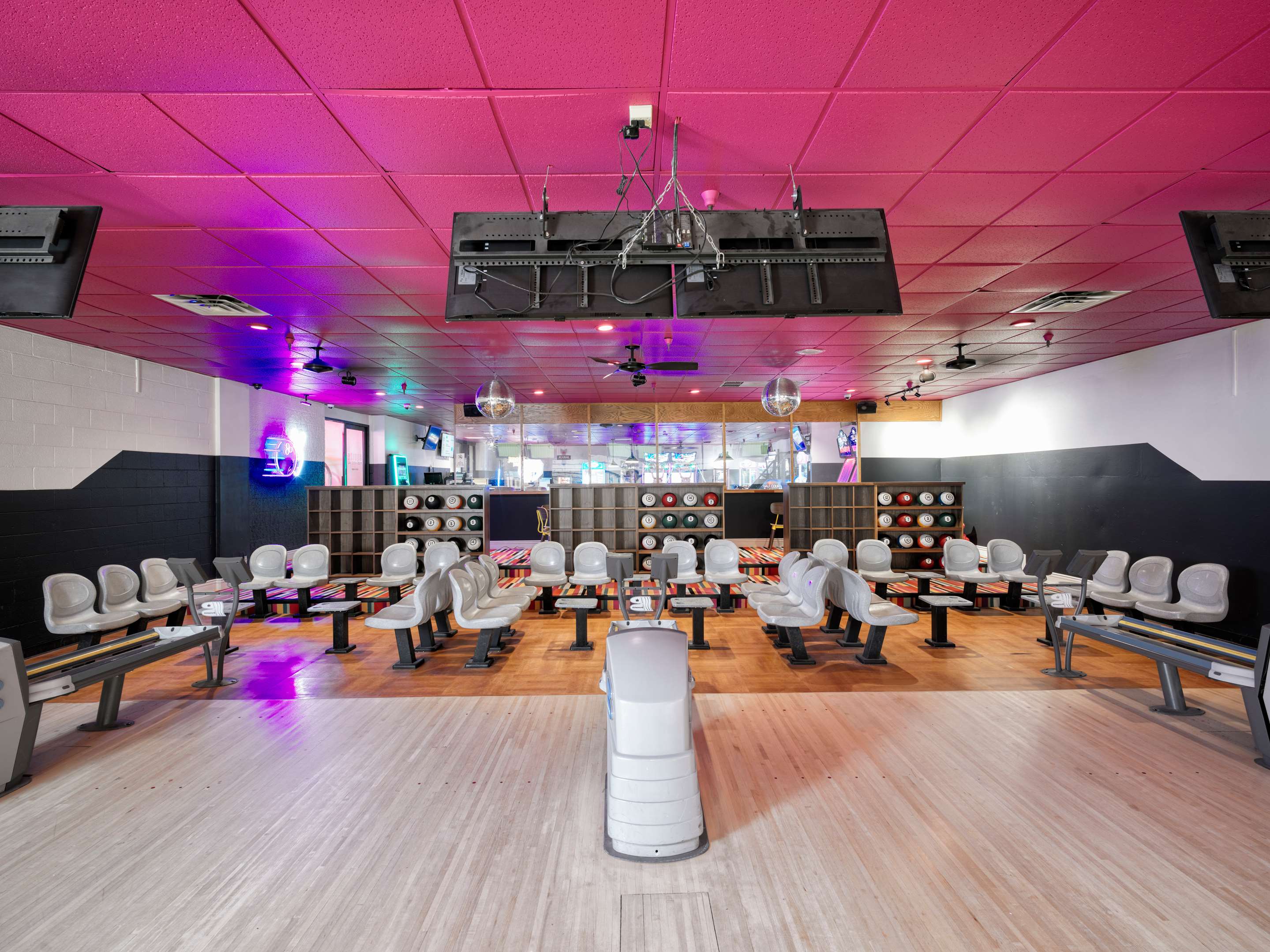 Squire Resort Bowling | Squire Resort at the Grand Canyon, BW Signature Collection