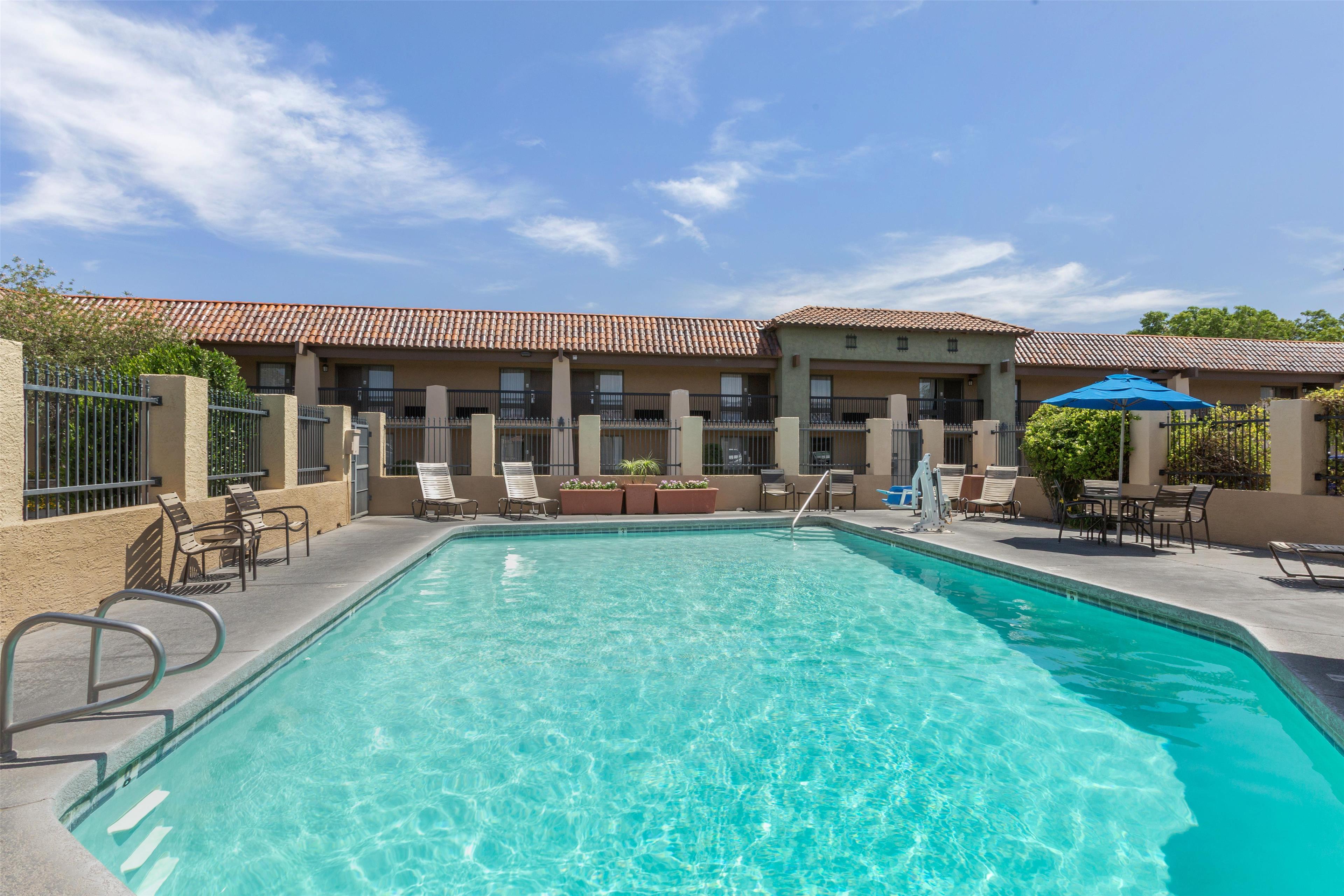 Best Western Plus A Wayfarers Inn and Suites