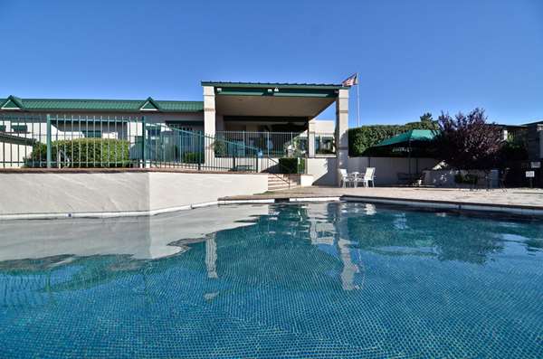 Pool - Best Western Prescottonian Inn