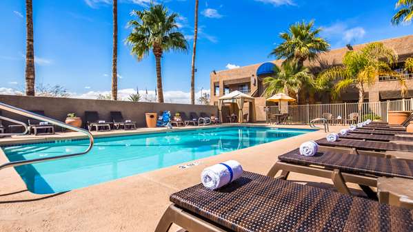Pool - Best Western InnSuites Phoenix Hotel & Suites