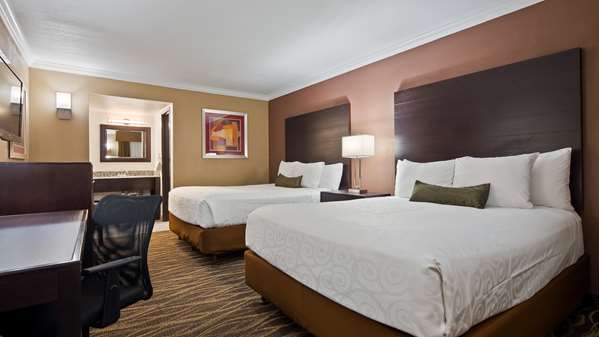  - Best Western InnSuites Tucson Foothills Hotel & Suites