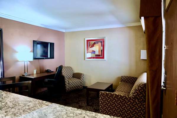  - Best Western InnSuites Tucson Foothills Hotel & Suites