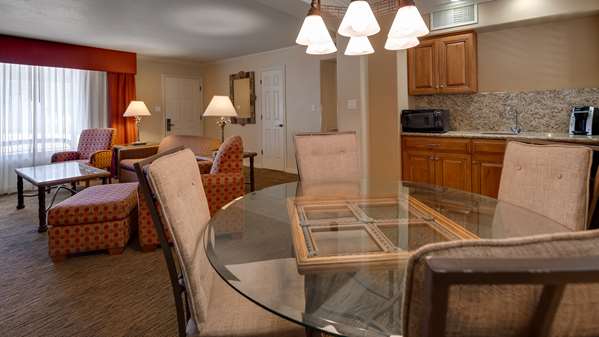 Suite - Best Western Plus Arroyo Roble Hotel & Villas