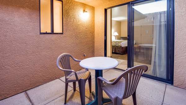  - Best Western Cottonwood Inn