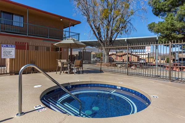 Pool - Best Western Cottonwood Inn