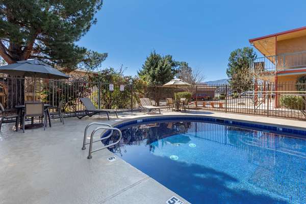 Pool - Best Western Cottonwood Inn