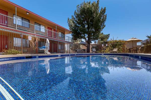 Pool - Best Western Cottonwood Inn
