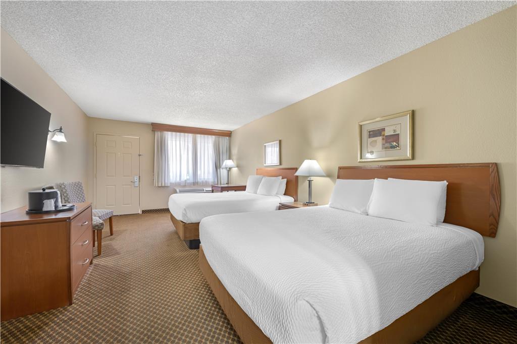 Best Western Cottonwood Inn-guestroom-Guest Room,On-Site.jpg