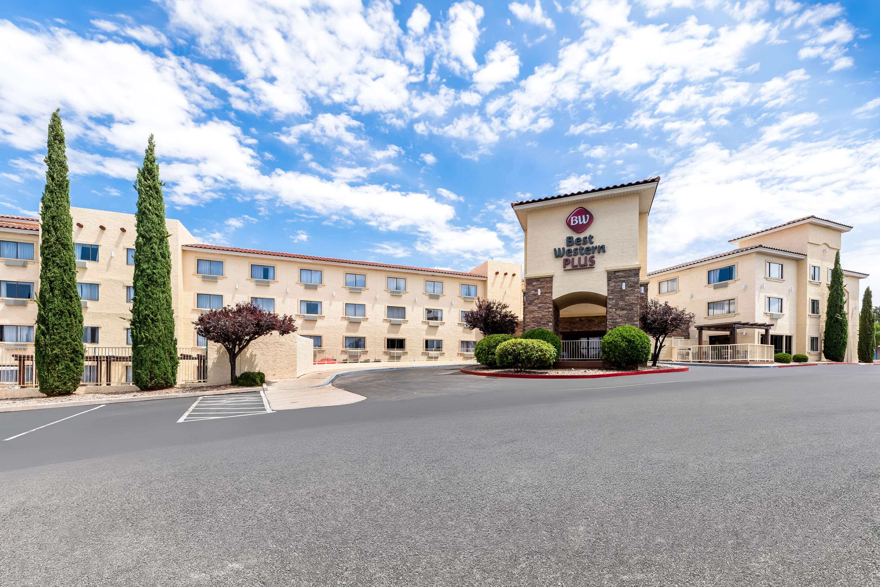 Exterior | Best Western Plus At Lake Powell