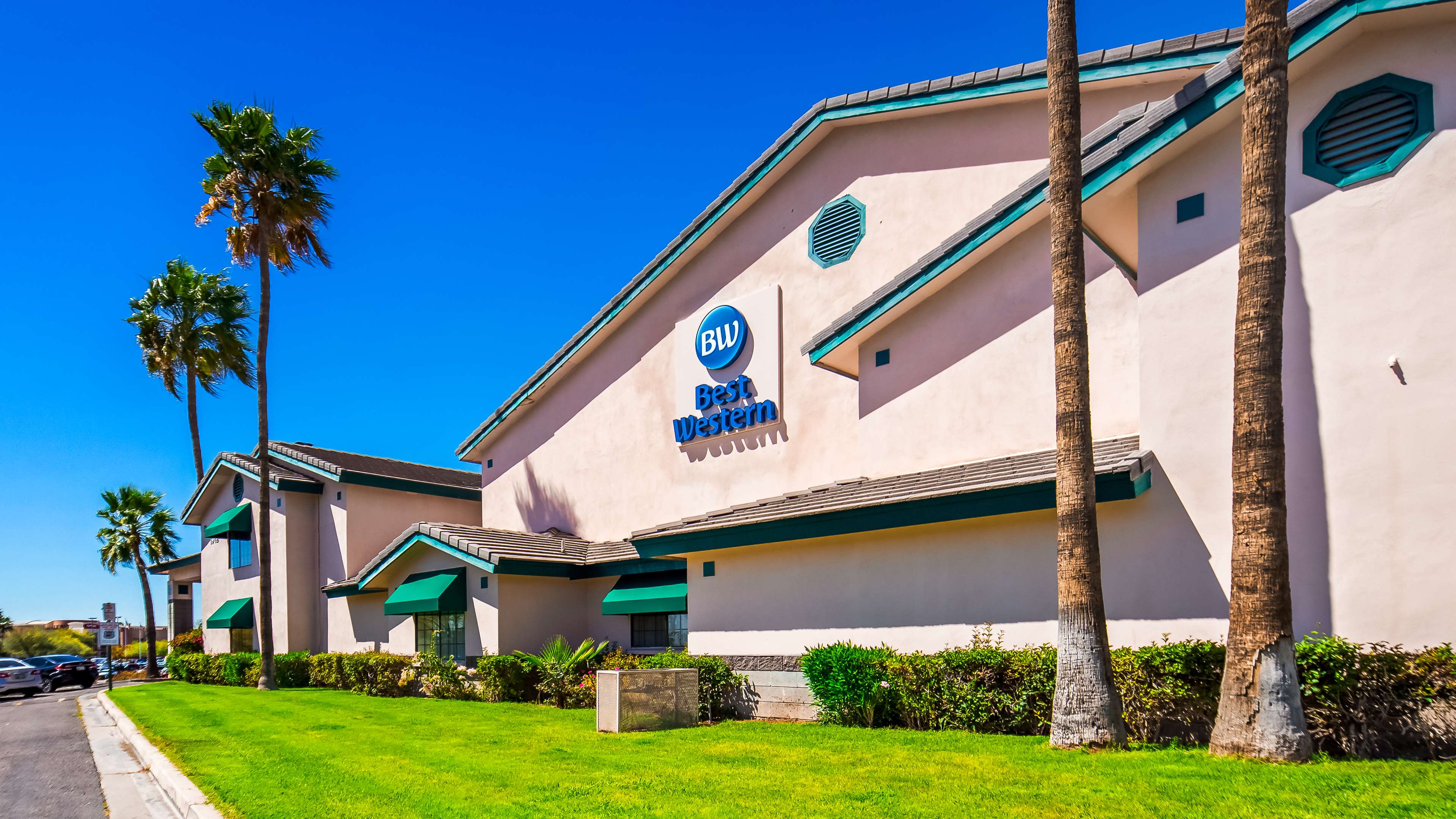 Courtyard By Marriott Phoenix Mesa Gateway Airport Phoenix Price
