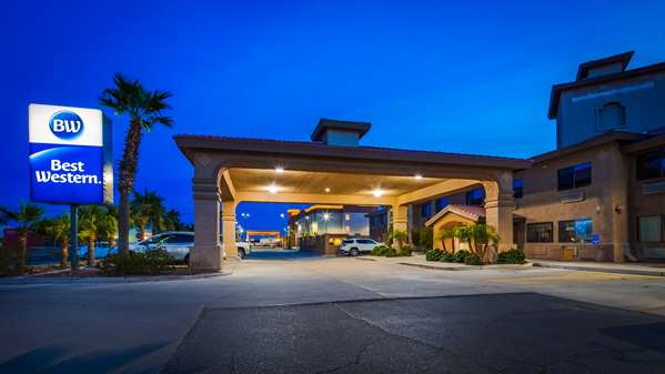 Exterior view - Best Western Inn Parker