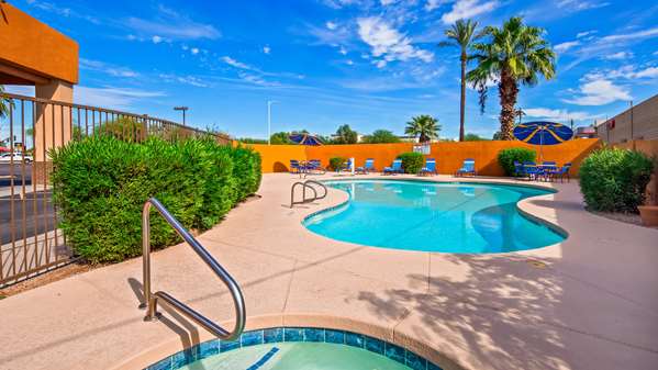 Pool - Best Western Inn of Chandler