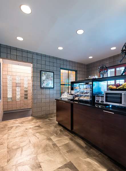 Amenities - Best Western Plus Sundial Resort Scottsdale