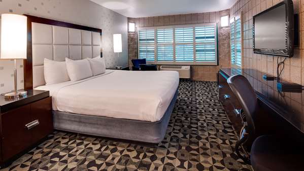  - Best Western Plus Sundial Resort Scottsdale