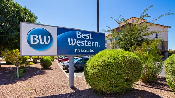 Exterior view - Best Western Douglas Inn & Suites
