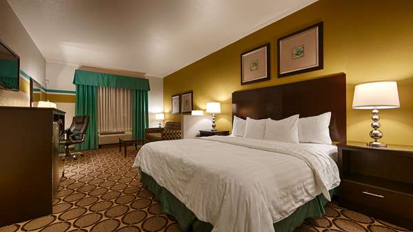  - Best Western Douglas Inn & Suites