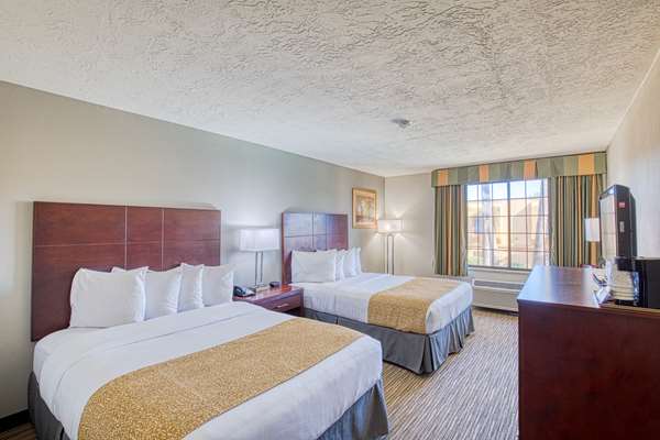  - Best Western Green Valley Inn - I-19, Exit 65