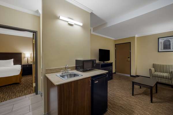 Suite - Best Western Gold Poppy Inn Tucson - I-10, Exit 248