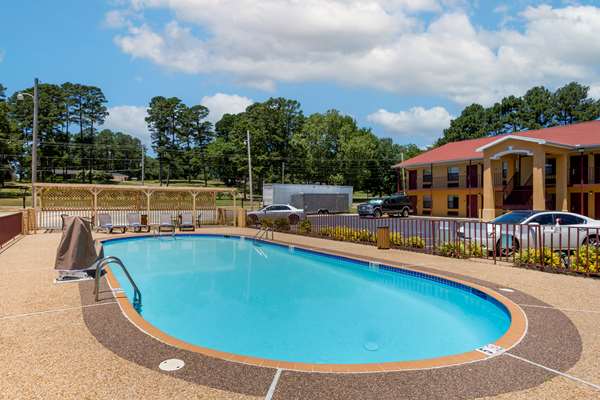 Pool - Best Western Benton Inn - I-30, Exit 118