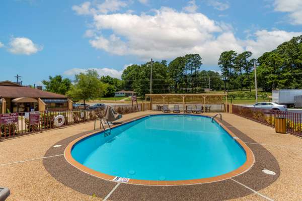 Pool - Best Western Benton Inn - I-30, Exit 118