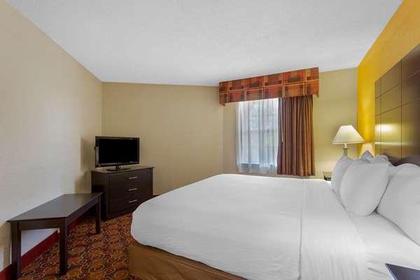 Suite - Best Western Benton Inn - I-30, Exit 118