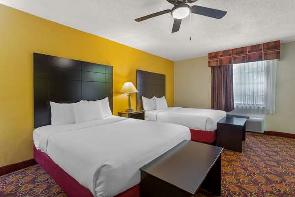 Suite - Best Western Benton Inn - I-30, Exit 118