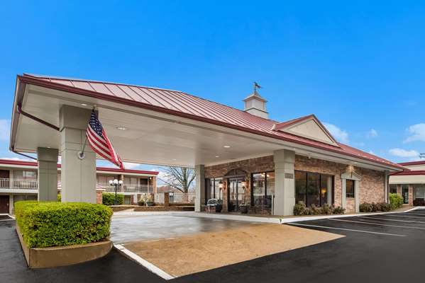 Exterior view - Best Western Winners Circle Inn Hot Springs