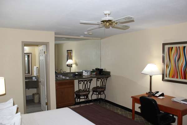 Suite - Best Western Jacksonville Inn