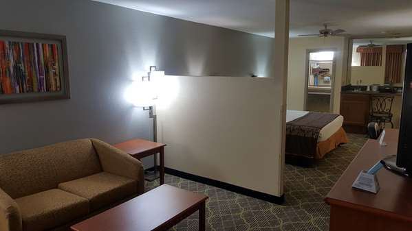 Suite - Best Western Jacksonville Inn