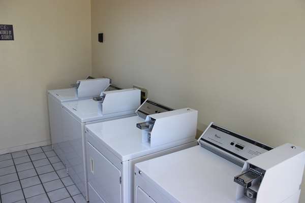Amenities - Best Western Jacksonville Inn