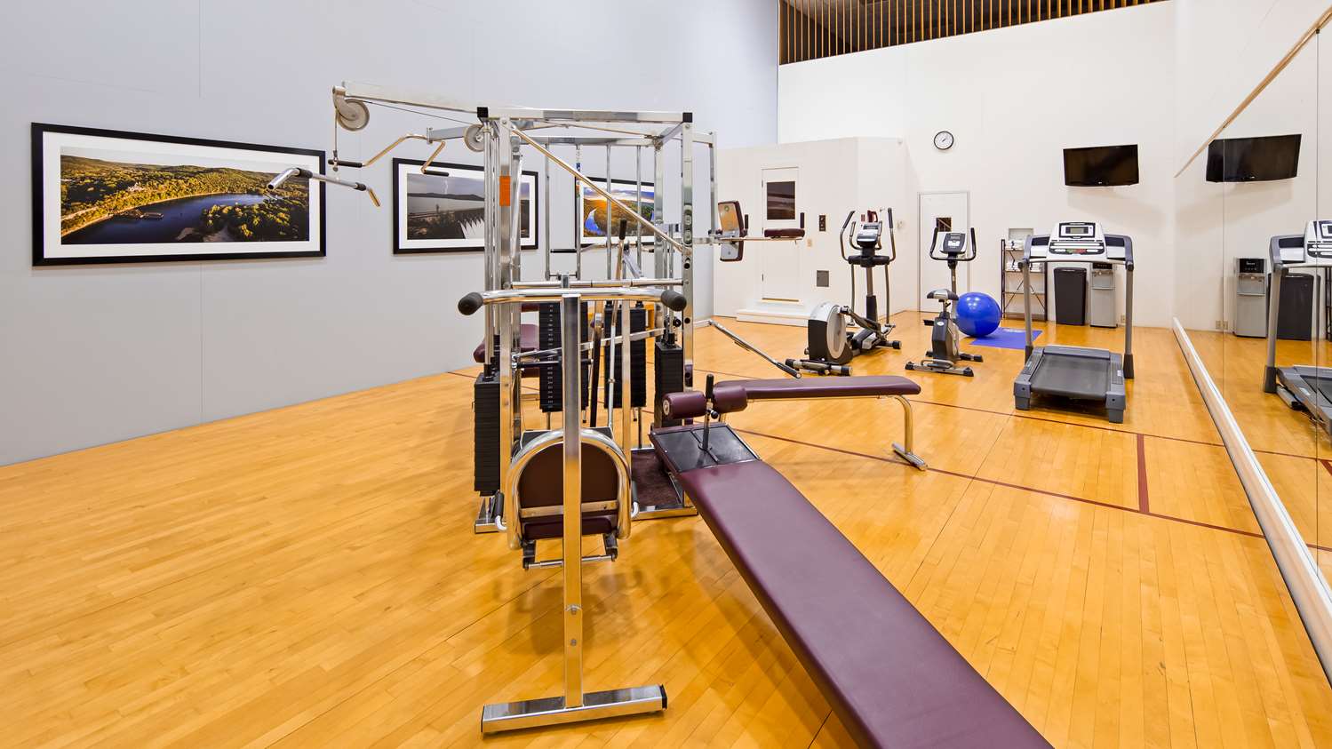 Best Western Eureka Inn Eureka Springs, AR - See Discounts