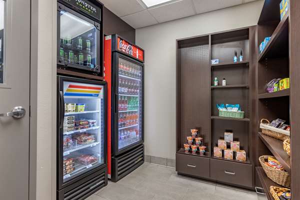  - Best Western Plus Castlerock Inn & Suites Bentonville